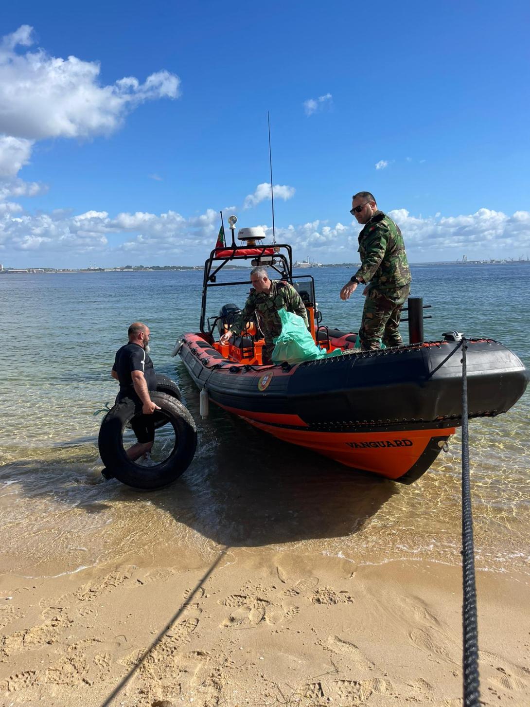 Protecting seagrass meadows pic2