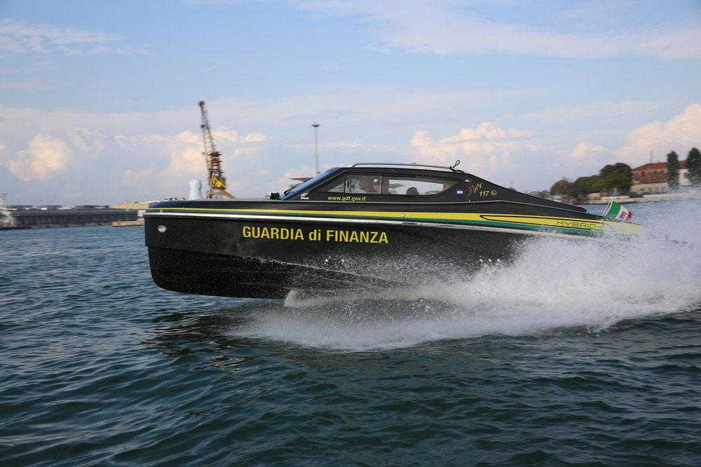 Photo slideshow: Hybrid propulsion naval units for Venice pic3